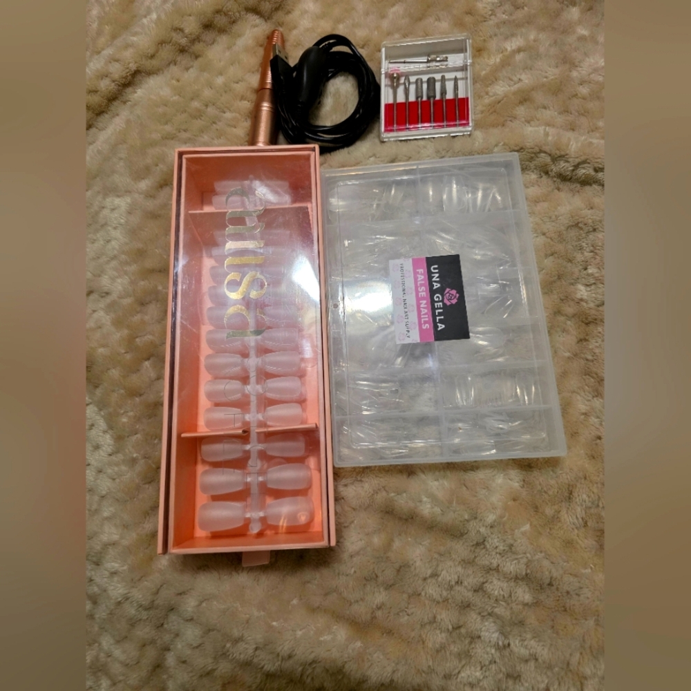 Miscellaneous Nails Supply